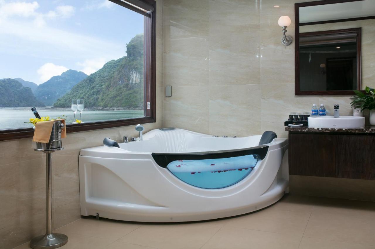 Mon Cheri Cruises Hạ Long Exterior foto